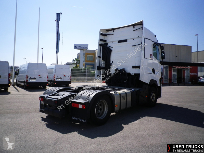 جرار Renault