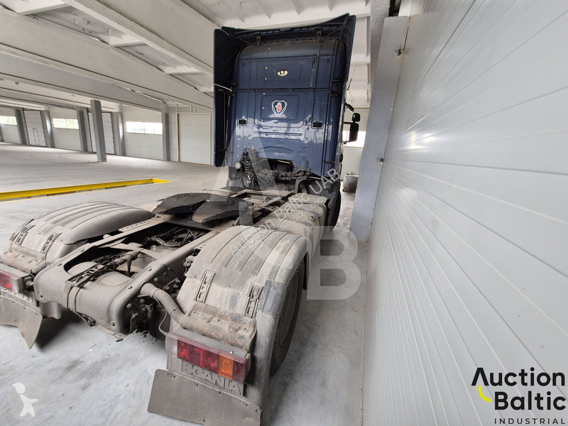 جرار Scania 470