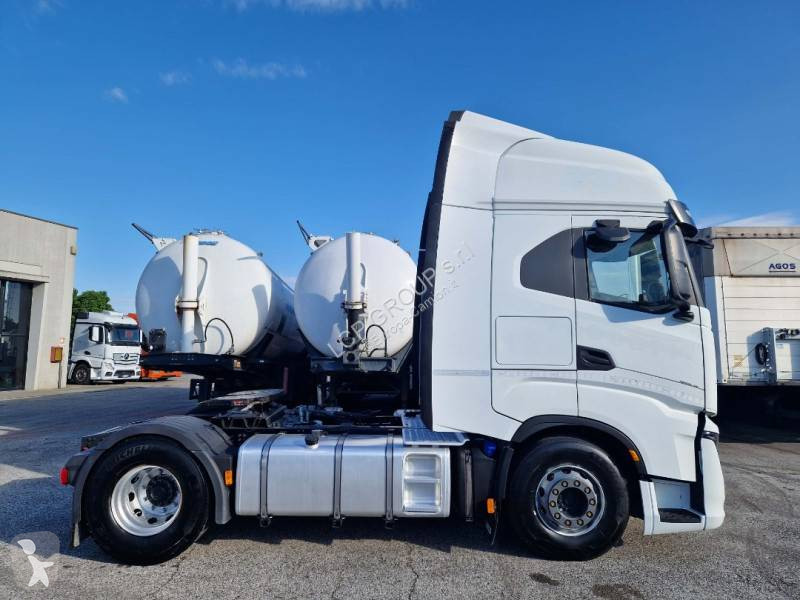 جرار Iveco