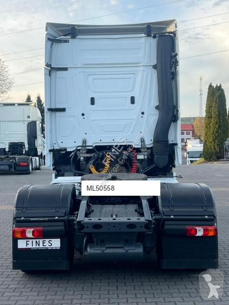 Влекач Mercedes Actros 1845