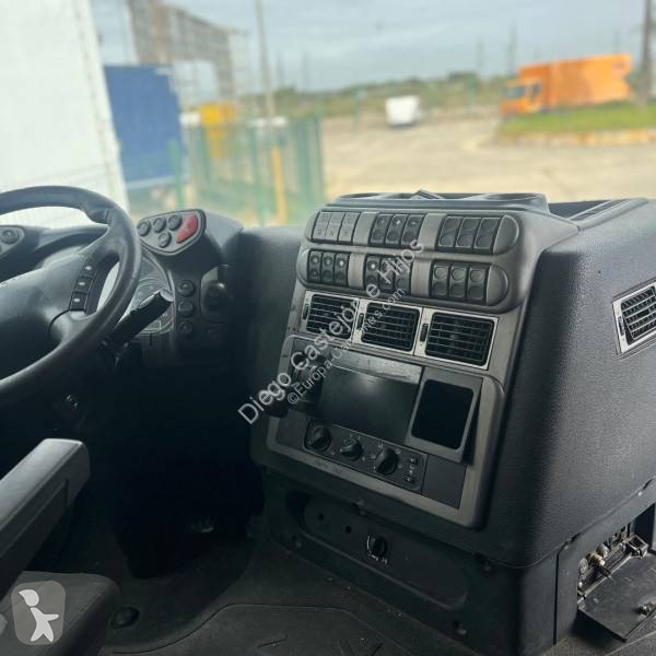 جرار Iveco