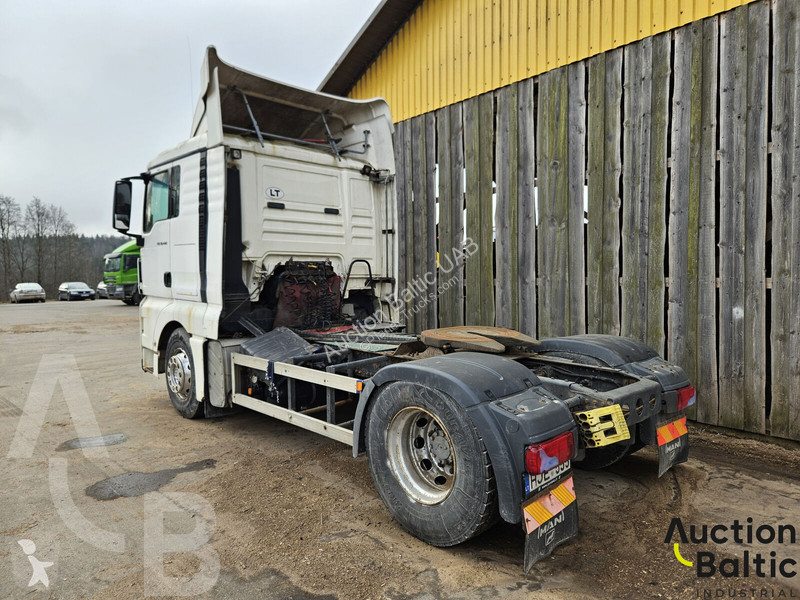 Traktor MAN 18.440