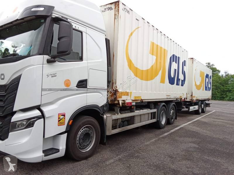 جرار Iveco