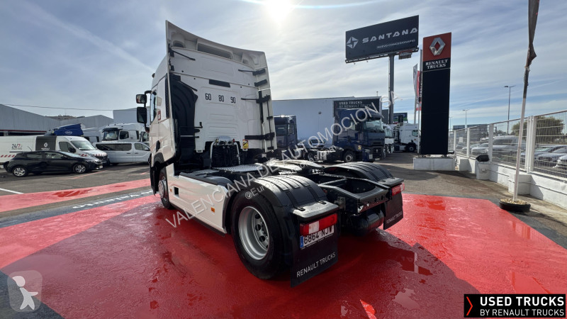 جرار Renault