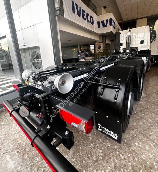 جرار Iveco