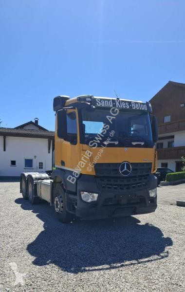 جرار Mercedes 2648