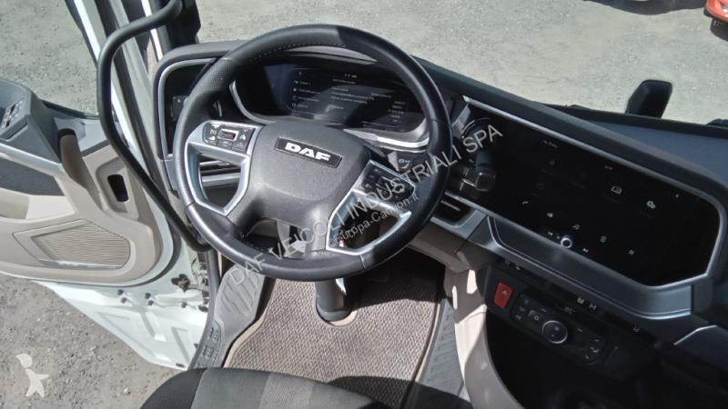 جرار DAF XG  FT 4X2