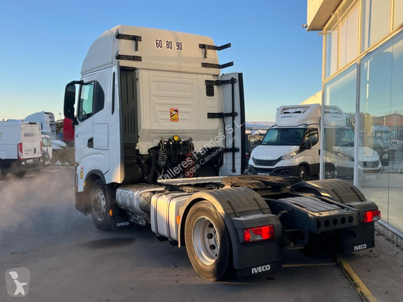 جرار Iveco  480 AUTOMATICO CON INTARDER