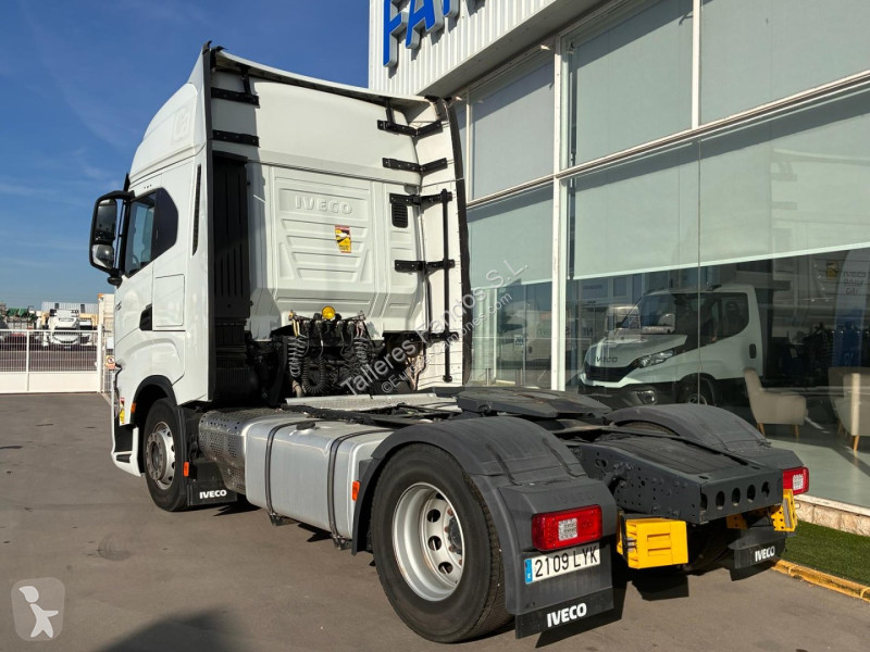 Tracteur Iveco  490 AUTOM INTARDER, 24 MESES DE...