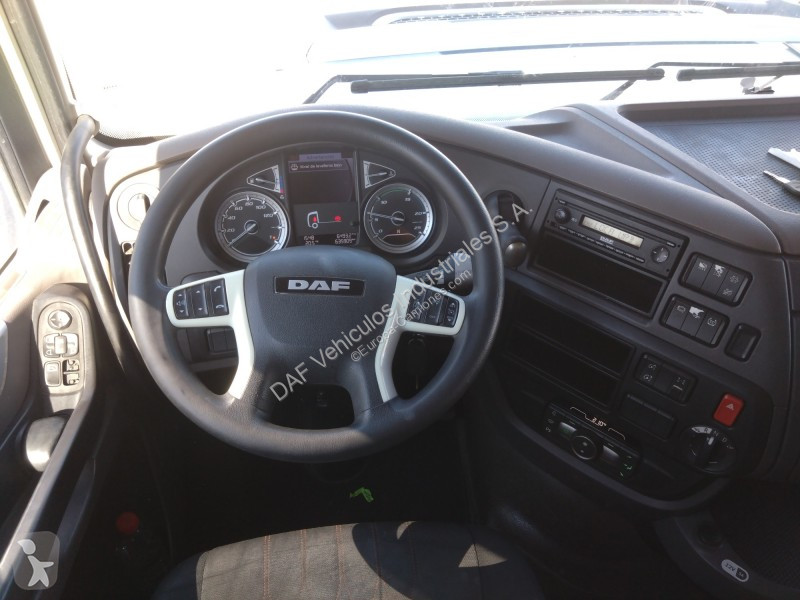 Tracteur DAF XF  FT 4X2