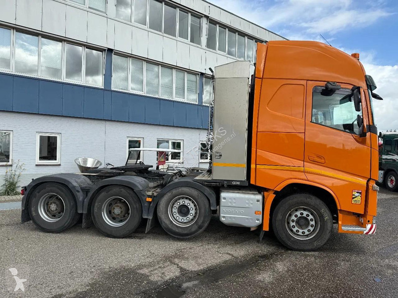 جرار Volvo 4 540 - 8X4 - 700410 KM - INTARDER