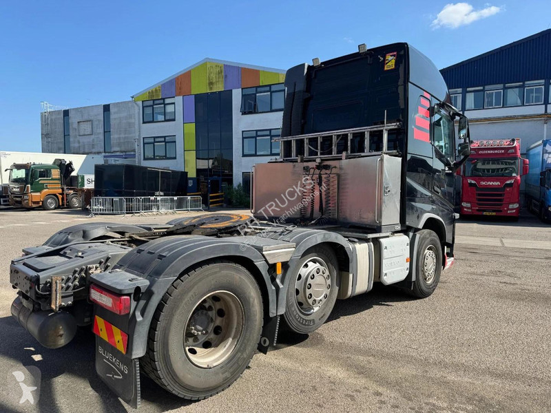 جرار Volvo 500 6X2 EURO 6 + LIFTAS