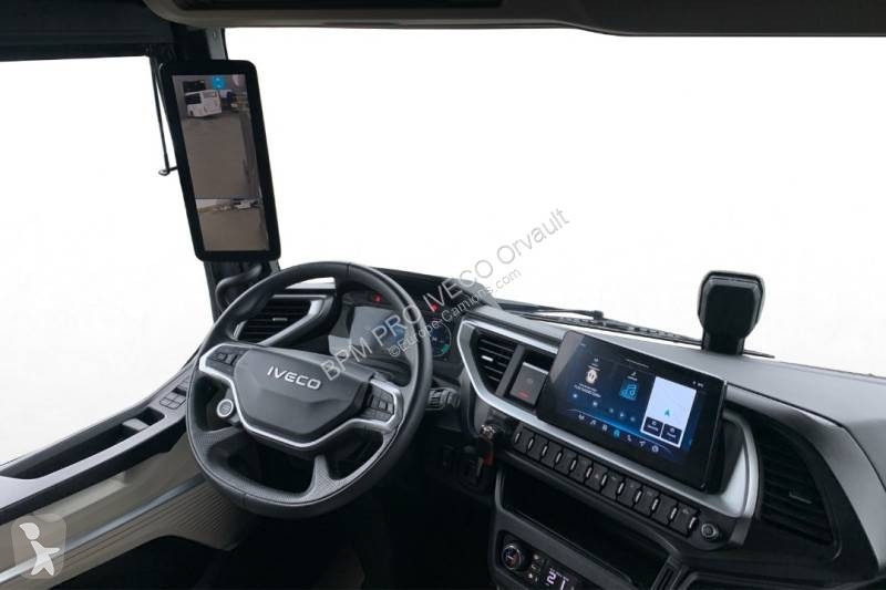 جرار Iveco