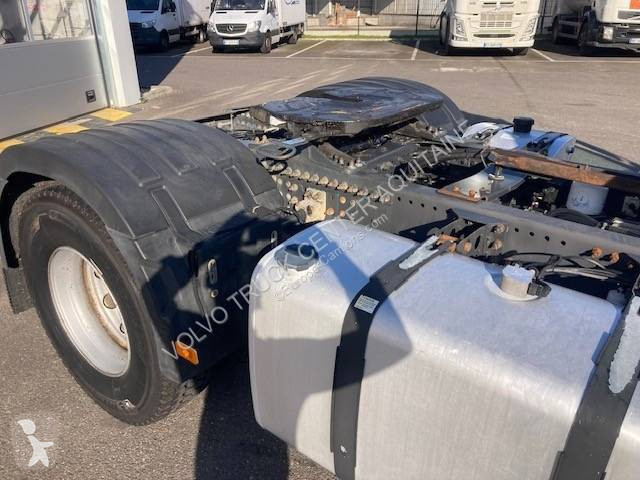 جرار Volvo