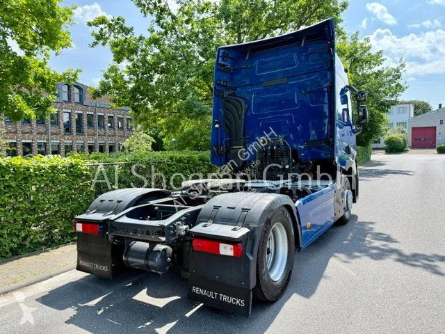 جرار Renault T460...