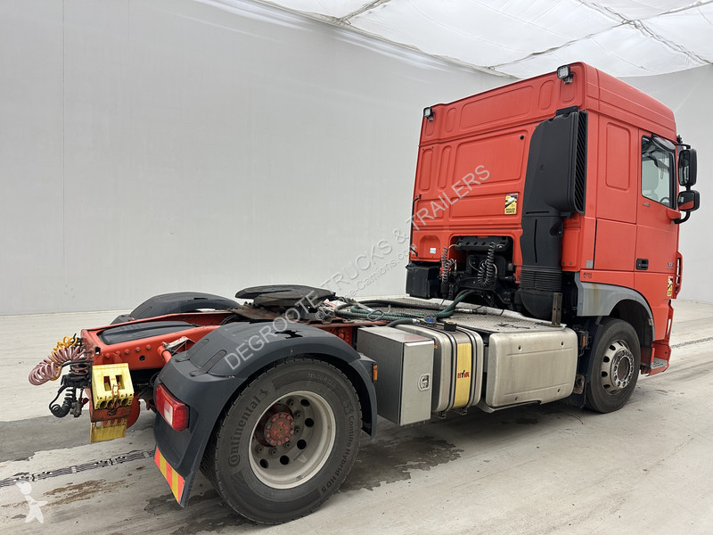 جرار DAF 440