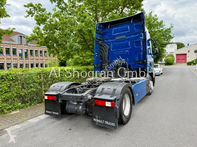 جرار Renault T460...