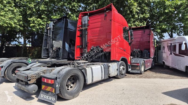 جرار Volvo 460 FH