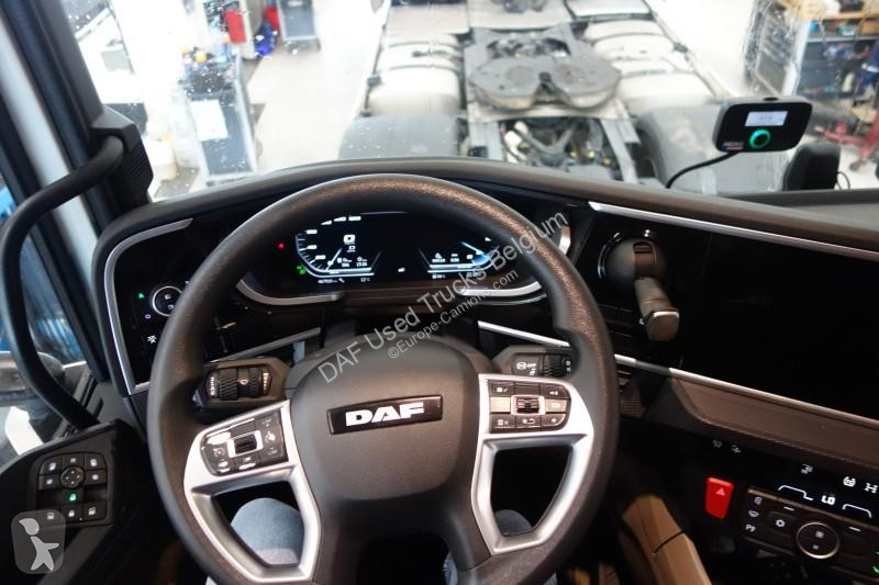 جرار DAF XG  FT 4X2