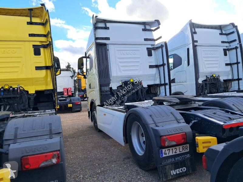 جرار Iveco