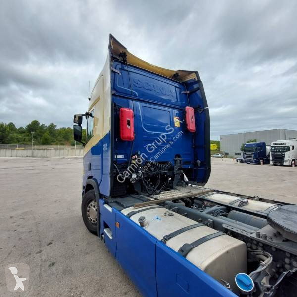 جرار Scania