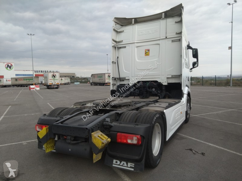 Nyergesvontató DAF n 480 FT 4X2