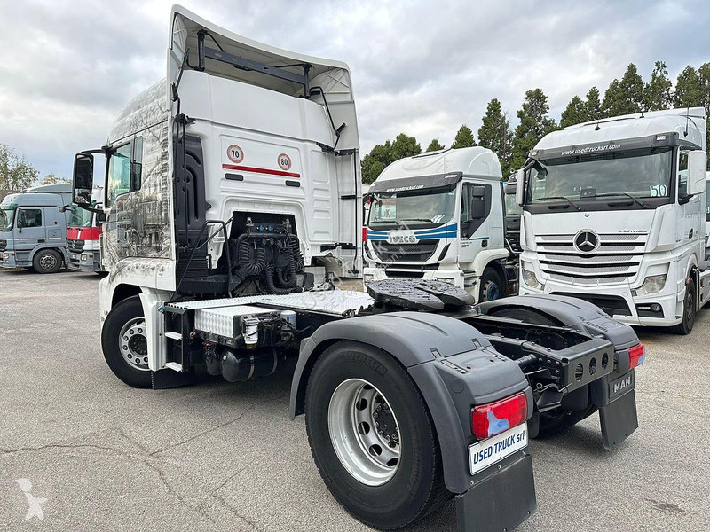 جرار MAN 440