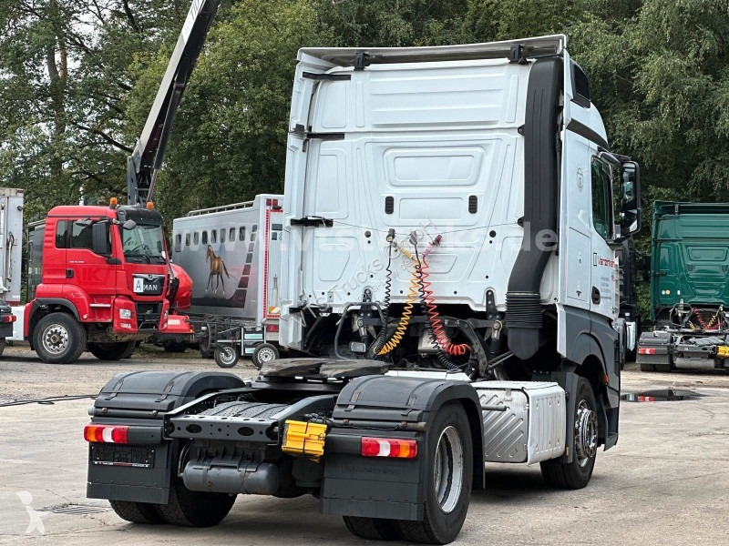 Trattore Stradale Mercedes 1842 4x2...