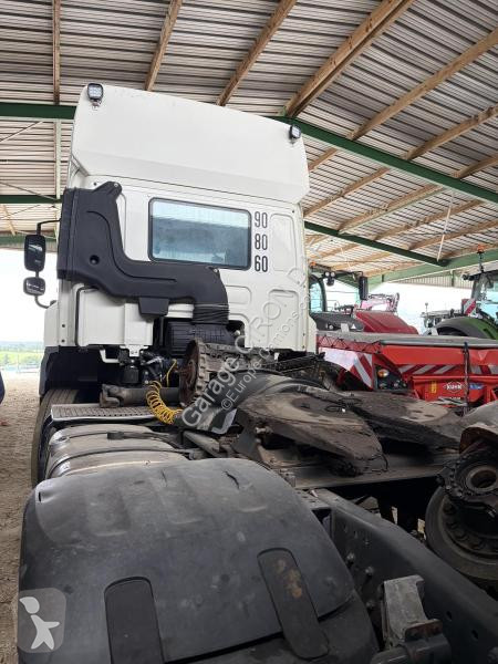 جرار DAF 85480
