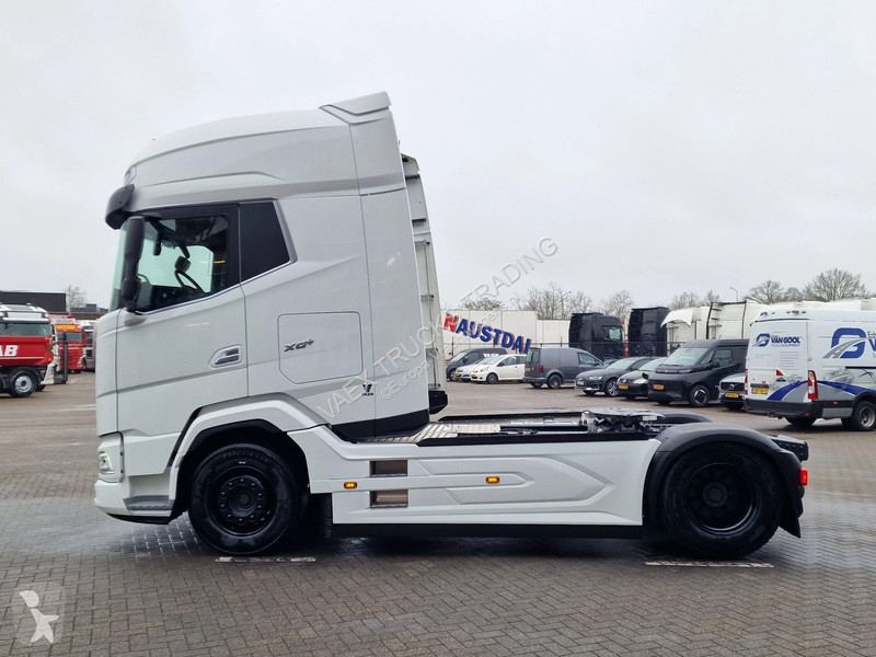 جرار DAF + 530 4x2 - New - Retarder - Night...