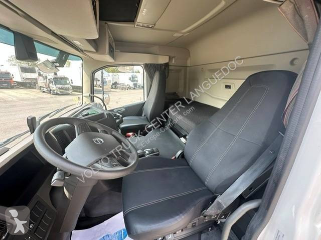Тягач Volvo 13.460