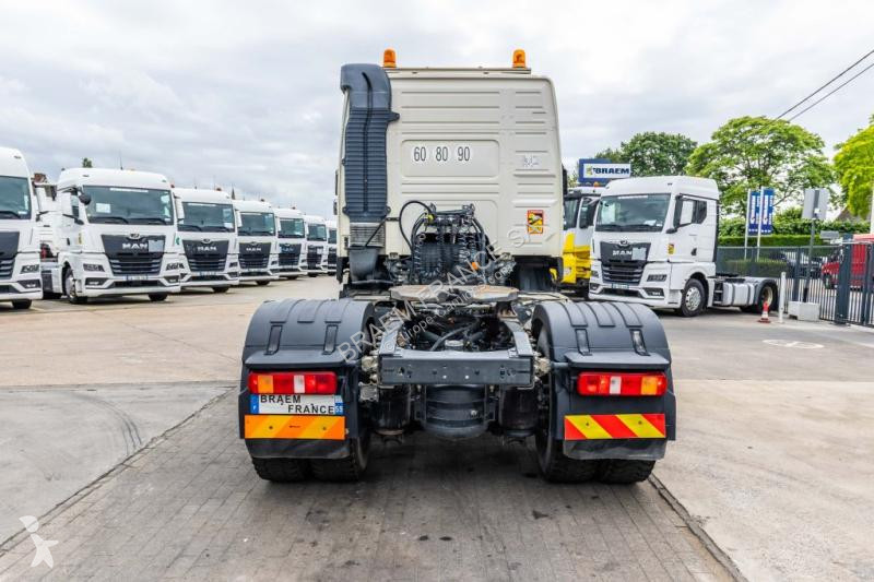 جرار Volvo GLOB 460+HYDR