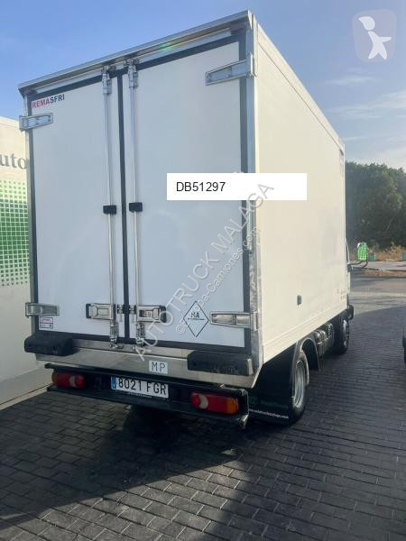 جرار Nissan CABSTAR 35.13 PARA HIELO