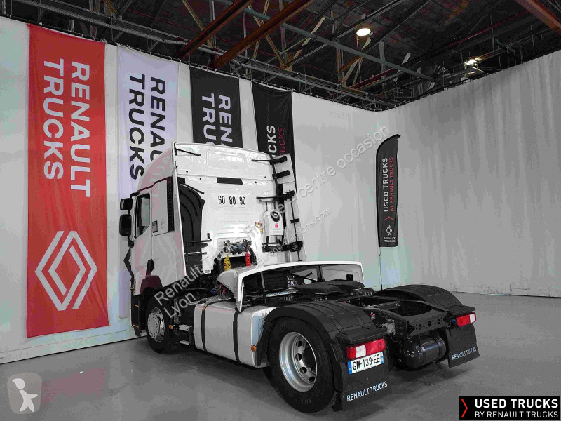 Cabeza tractora Renault