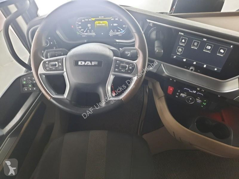 جرار DAF + 530 FT 4X2