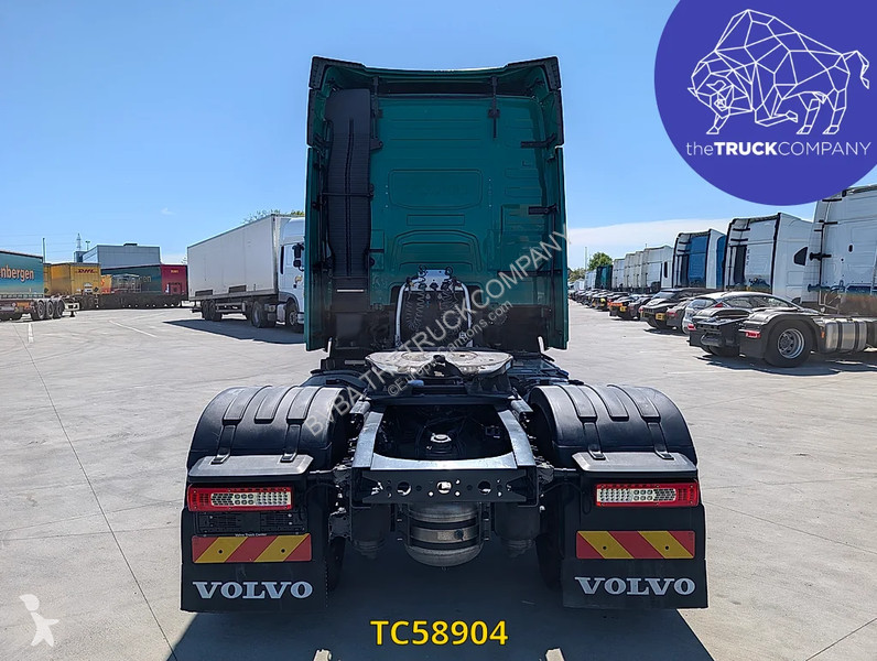 جرار Volvo 500