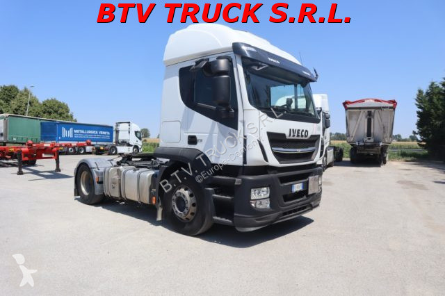 Tahač Iveco STRALIS