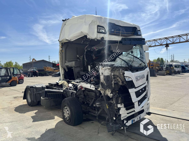 جرار Scania 500