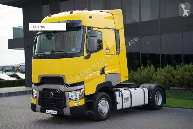 Влекач Renault T 440