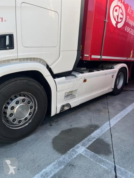 Traktor Scania 520