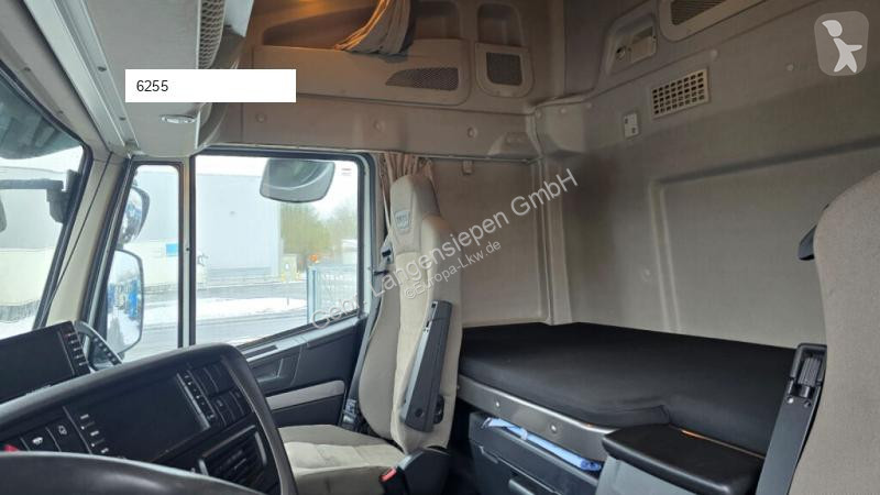 جرار Iveco 440 (Nr. 6255)