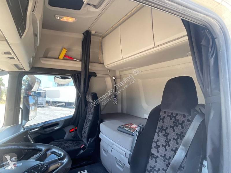 جرار Scania