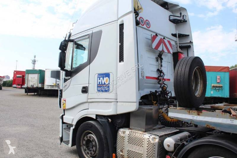 Iveco  tractor unit
