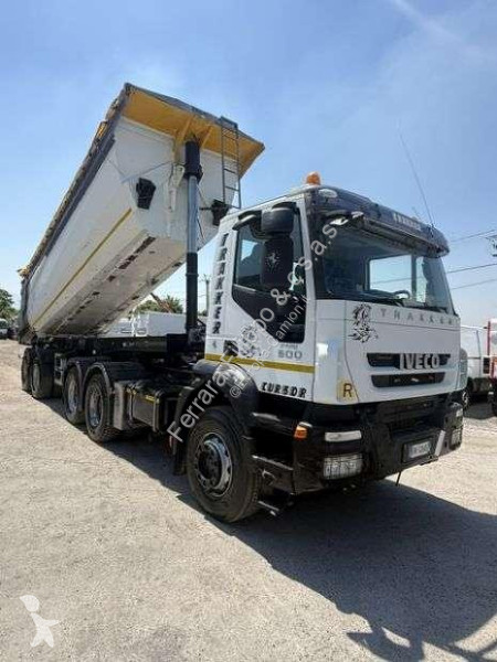 نصف مقطورة Iveco TRAKKER 500