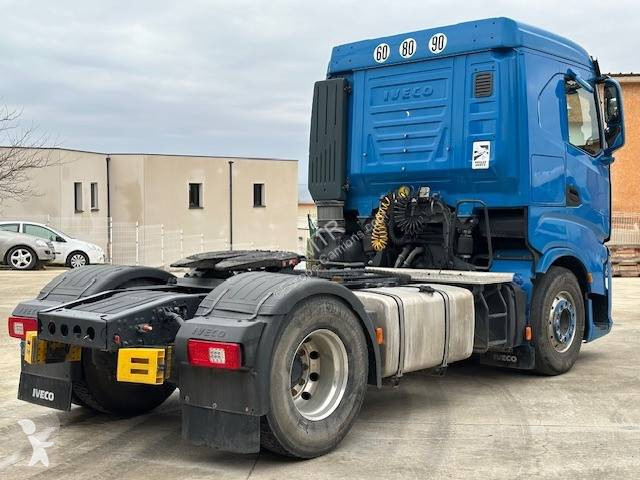 Cabeza tractora Iveco 510