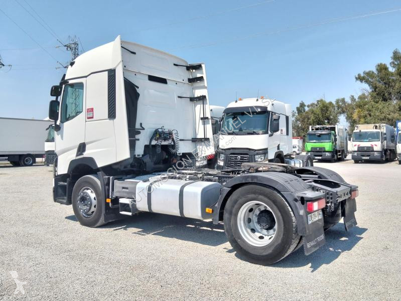 Traktor Renault 460 X ROAD TSeries