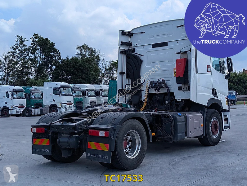 جرار Renault T 480