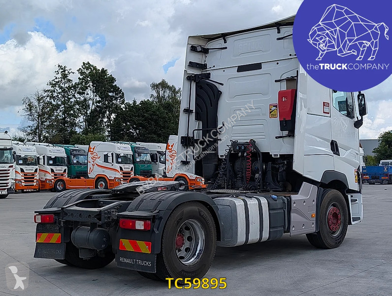 جرار Renault T 480