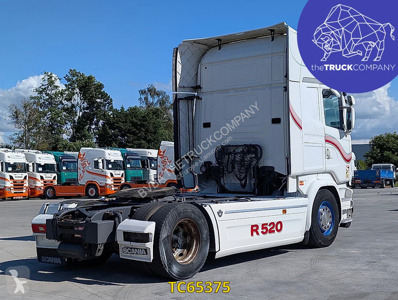 جرار Scania 520