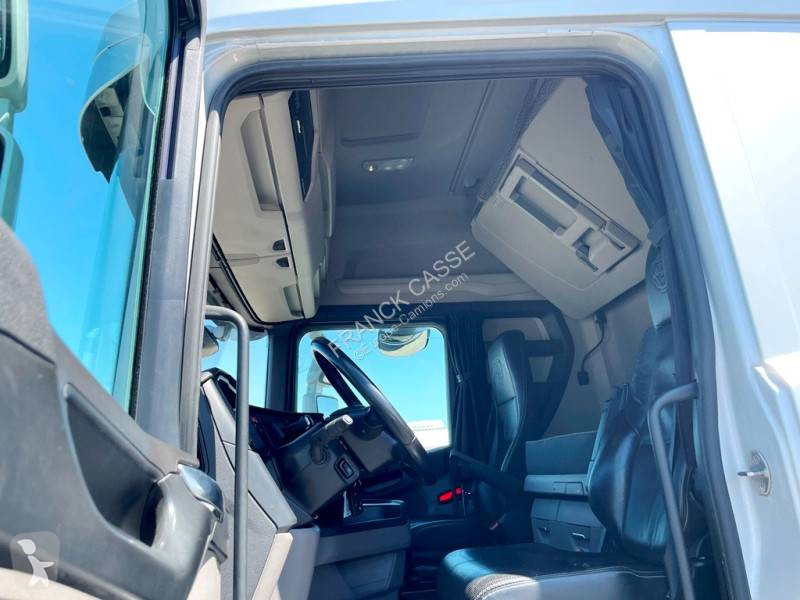 جرار Scania